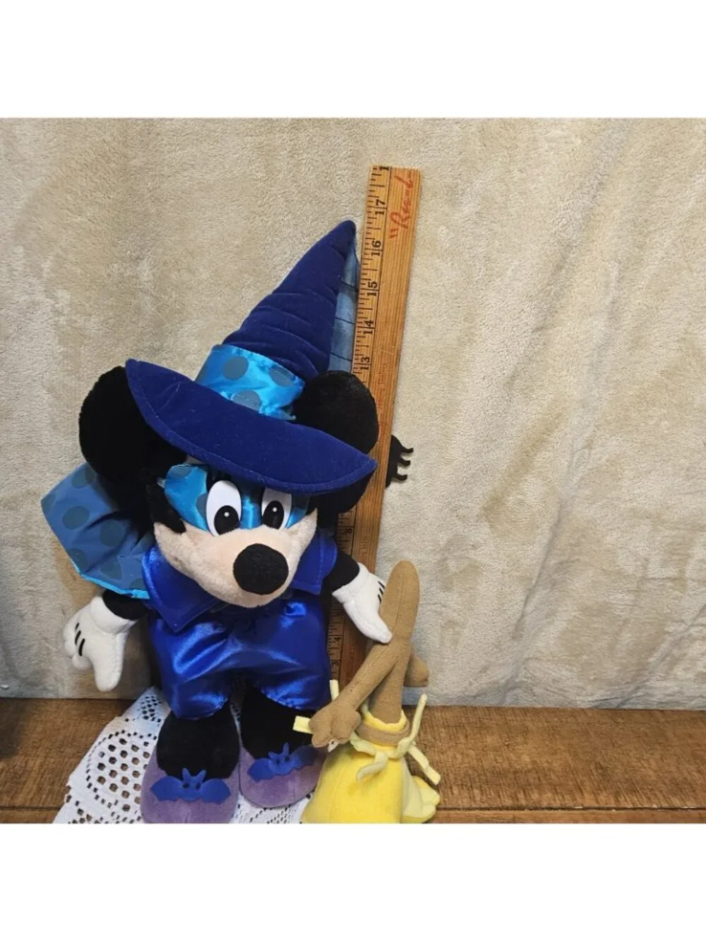 VINTAGE Disney Minnie Mouse 15
